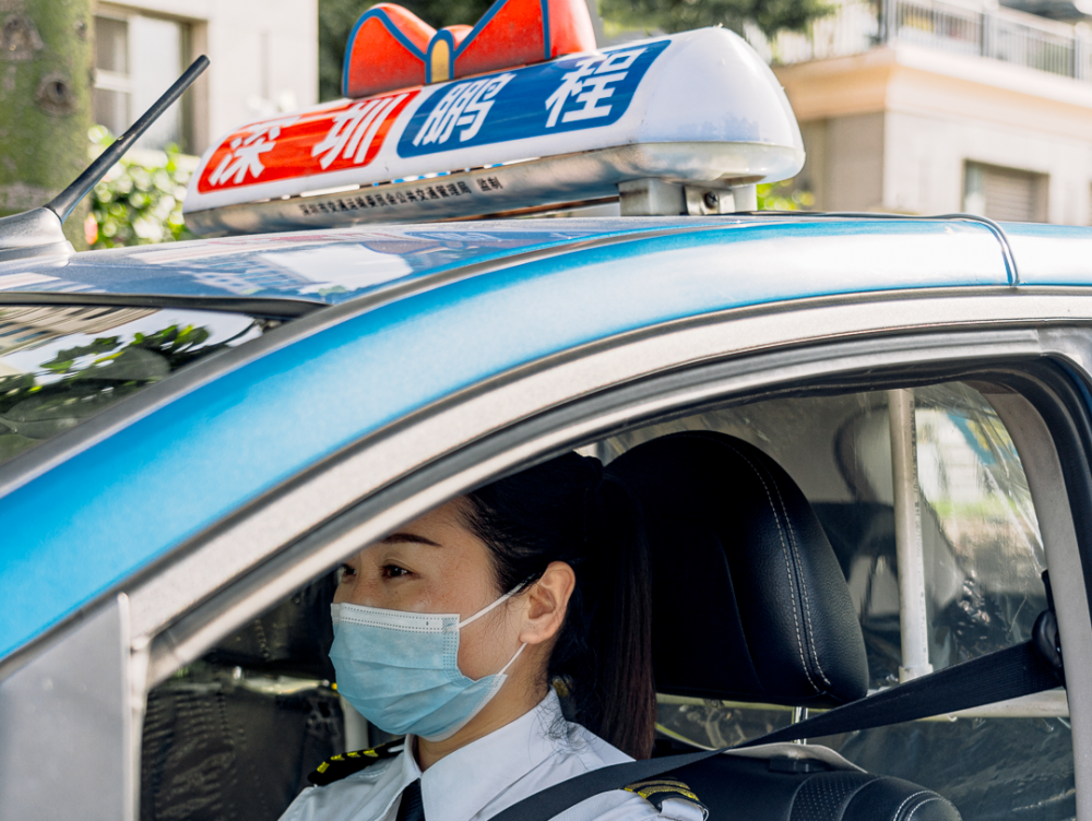 賭馬：微信：回家