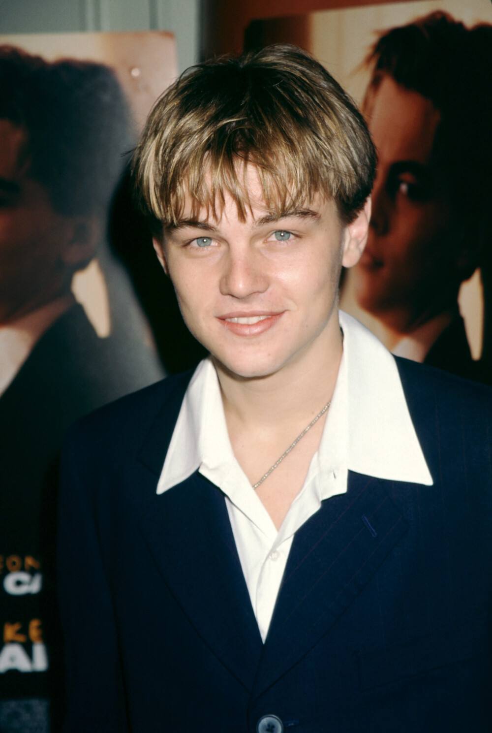 {足球投注}(莱昂纳多迪卡普里奥颜值巅峰照片)